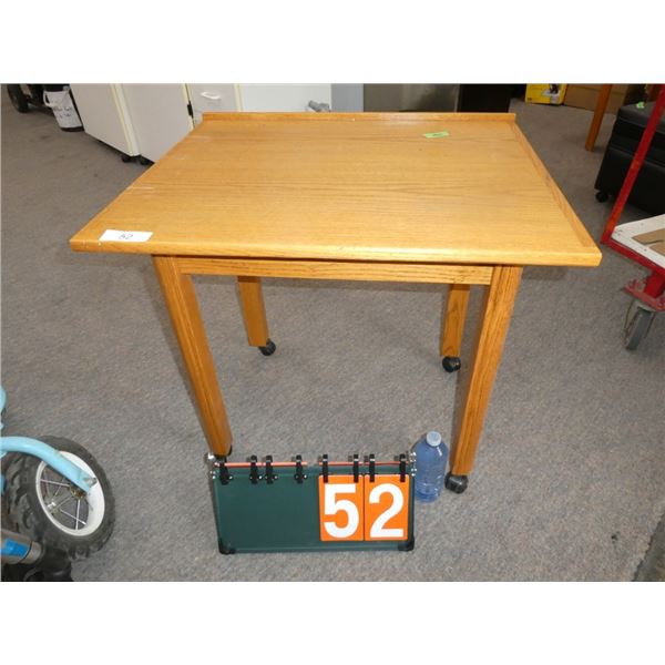 Rolling Drawing Table