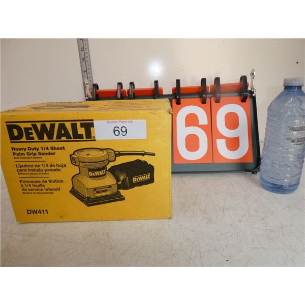 Dewalt Heavey Duty 1/4" Sheet Palm Grip Sander