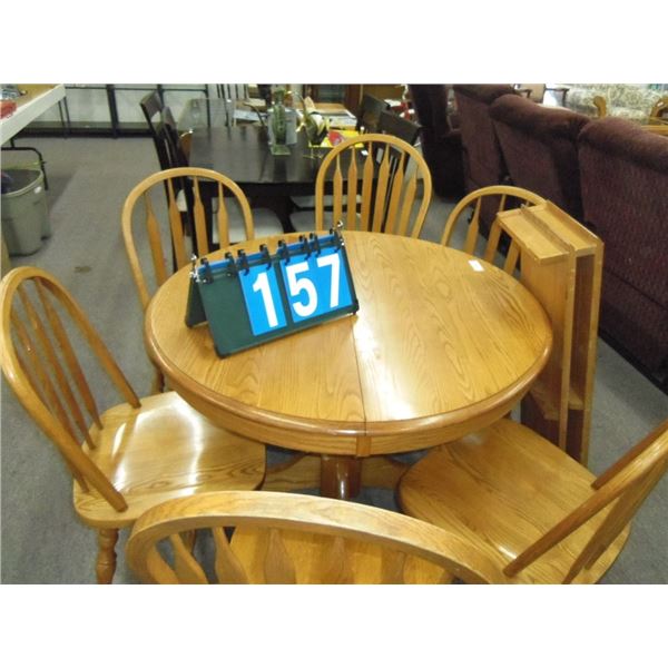 Oak Kitchen Table With Chairs Nice Condition