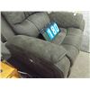 Image 5 : Power Recliner Nice Condition