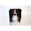 Image 2 : Timeless Silhouette Intemporelle Barbie