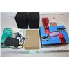 Image 1 : *Cordless mouse,Pioneer speakers,blue tote(with lid),misc items