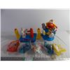 Image 1 : (2) Toys and (5) Happy Meal toys
