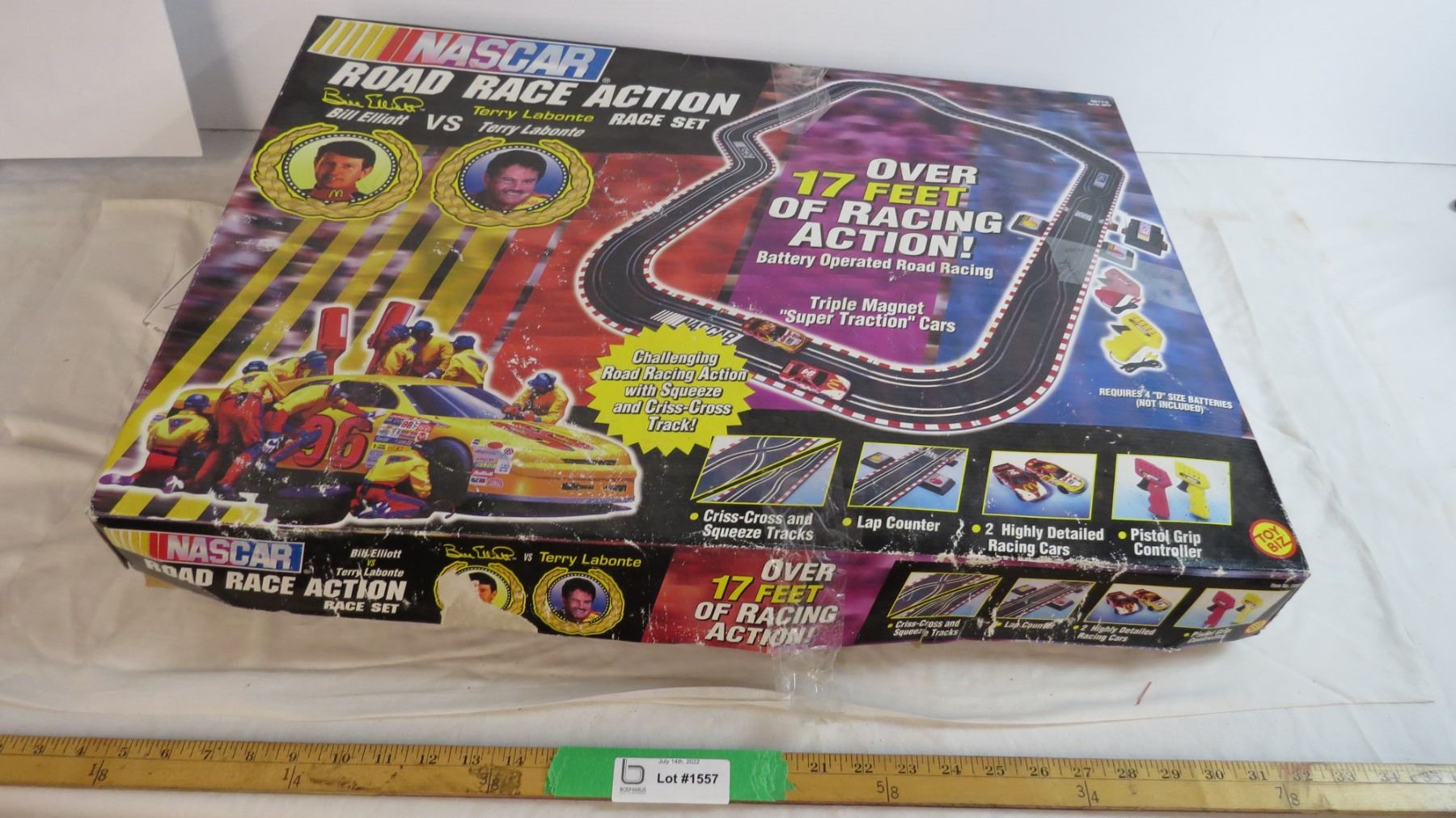 Road Rage Action Figure *Nascar Road Rage Action Race Set - Bodnarus Auctioneering