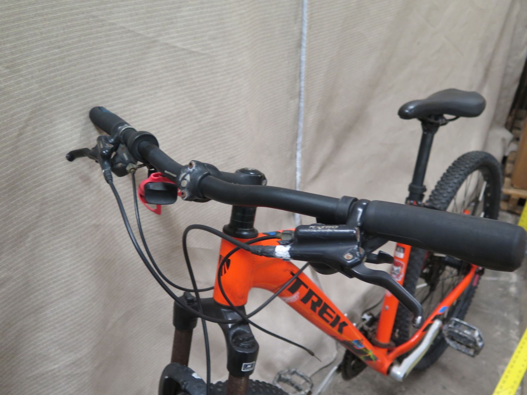 Trek Marlin 6 Orange Cross Country Mountain Bike, 1x Drivetrain, Bontrager Tires, NGR Snap-On