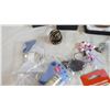 Image 3 : Assorted Earrings hair pins and bracelets