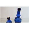 Image 2 : (2) Blue Bottles