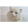 Image 2 : White ceramic cat figurine