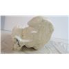 Image 4 : White ceramic cat figurine
