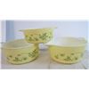 Image 2 : Pyrex Bowls and lids