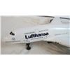 Image 2 : Lufthansa Model Airplane