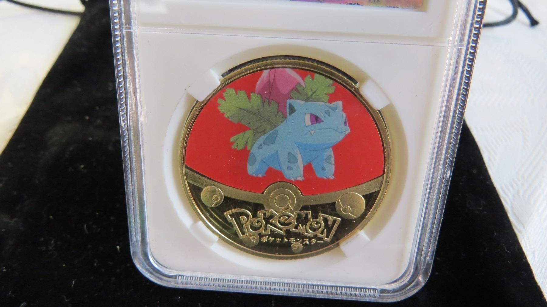 Bulbasaur Coin Pokemon 24K Bulbasaur Coin - with certificate - Bodnarus Auctioneering