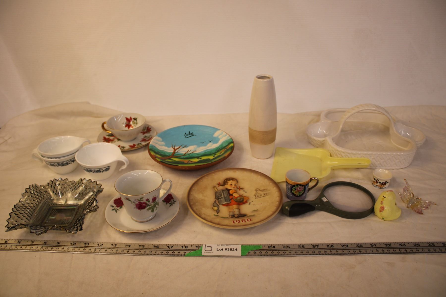 Assorted Kitchen /items
