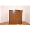 Image 1 : *4 Drawer Dresser w/ 4 legs (16x28x38)