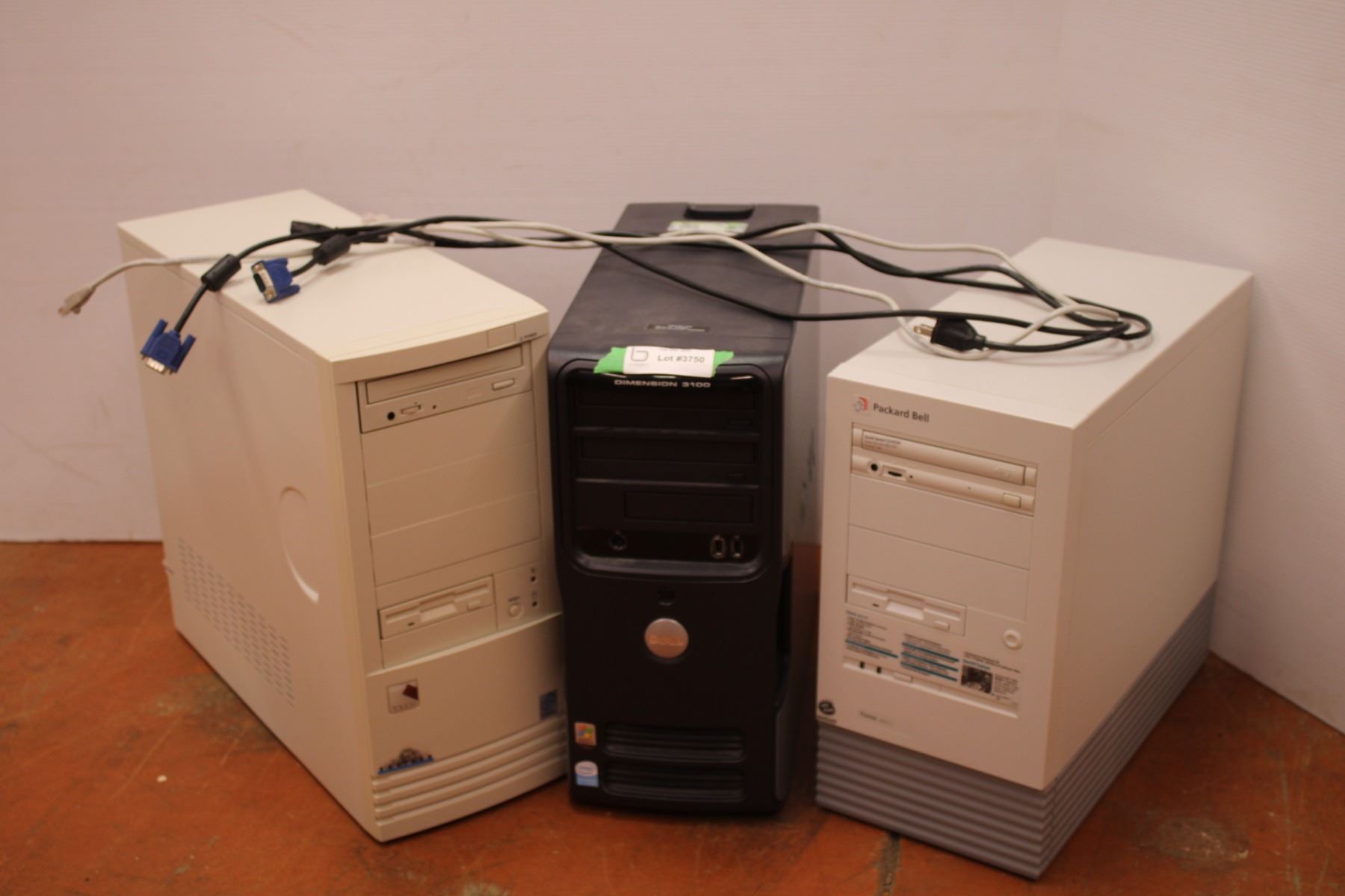 *(3) Old Computer Towers (not tested) approx early 2000's - Bodnarus ...