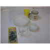 Image 3 : Plastic bin of some Tupperware glasses and misc. Items