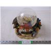 Image 1 : Nativity Scene Globe