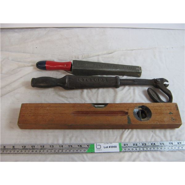 (3) Vintage tools, Level,Cyclops tool,knife sharpener