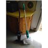 Image 2 : Eureka vacuum & Swiffer