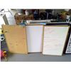 Image 1 : 2 Whiteboards and Cork Board