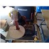 Image 2 : Mastercraft Belt and Disc Sander an Spindle Sander w/ Extra Paper