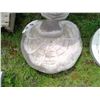 Image 2 : Pedestal and Bird Bath - 18"wx18"h w/o Bath (Pedestal)