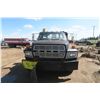 Image 13 : 1981 Ford F-600 V8 Propane Tow Truck w/ Hoist - VIN: 1FDNF60H3BVA02467 - Sold As Is
