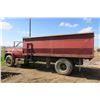 Image 7 : 1979 GMC Grain Truck, 366 V8 Gas - VIN: T17DB9V556114 - ODO: 93959KM (not tested)