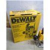Image 6 : Heavy Duty 2HP DeWalt Electronic Plunger Router