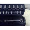 Image 2 : Craftsman Metric/Imperial Socket Set