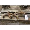 Image 2 : 3 Manifolds - Model-T?