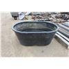 Image 2 : Rubber Trough - 32x48x20"