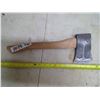 Image 1 : Vintage Hatchet