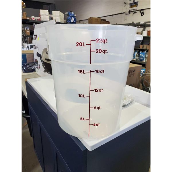 New 22 Qt Measuring Bucket