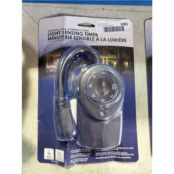 New Outdoor 2 Outlet Light Sensing Timer