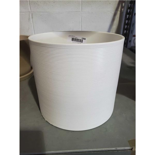 9" Ceramic Planter made in Germany - White