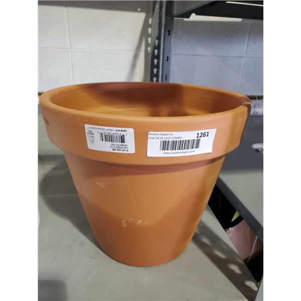 10" Terracotta Planter made in Italy - White