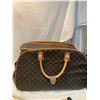 Image 1 : Duffle bag Louis Vuitton