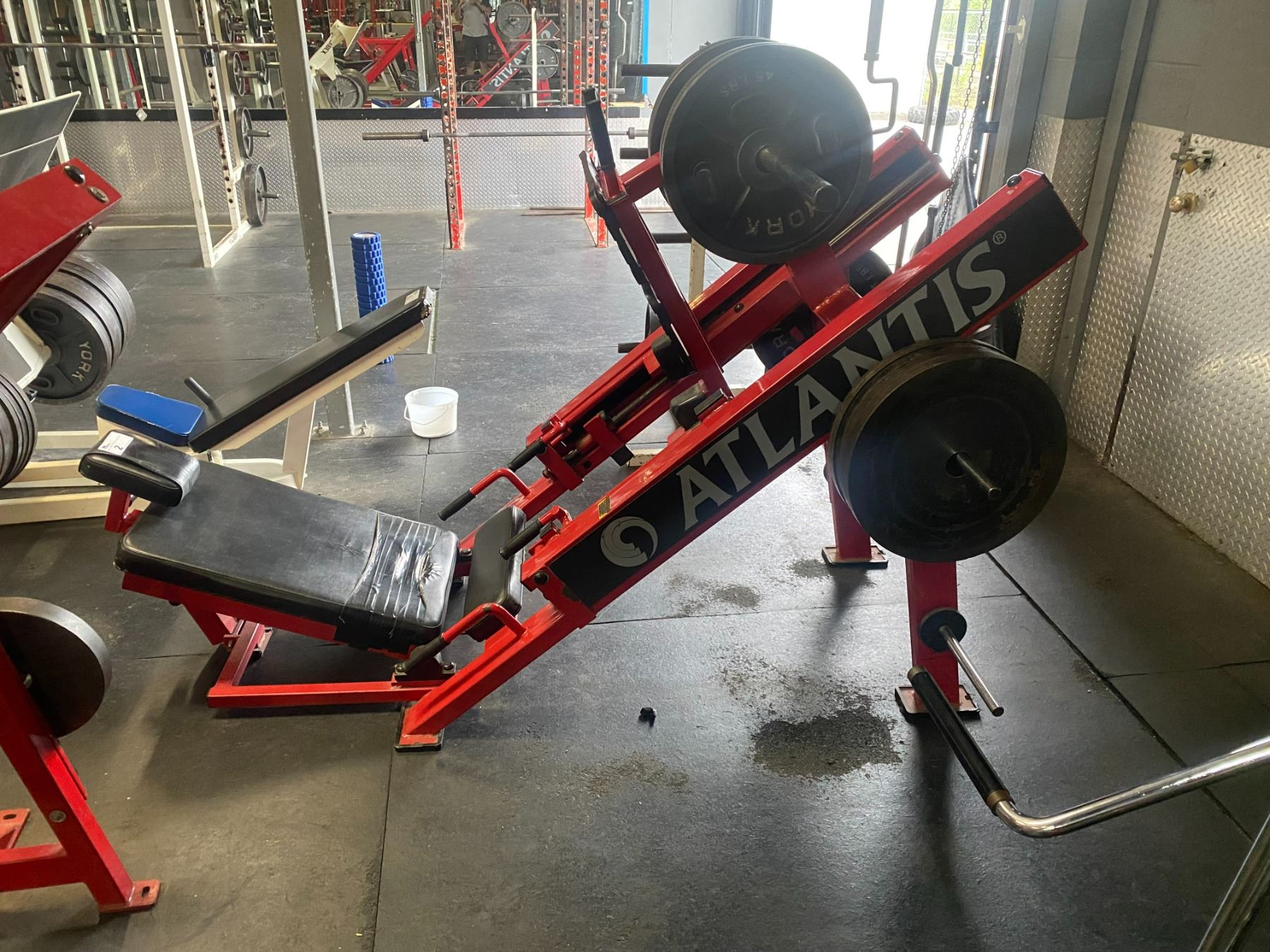 ATLANTIS COMMERCIAL FREE WEIGHT INVERTED LEG PRESS MACHINE WITH 12 ...