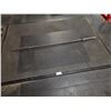 Image 2 : COMMERCIAL DEAD ABSORBENT DEAD LIFT MAT AND BAR (NO WEIGHTS)