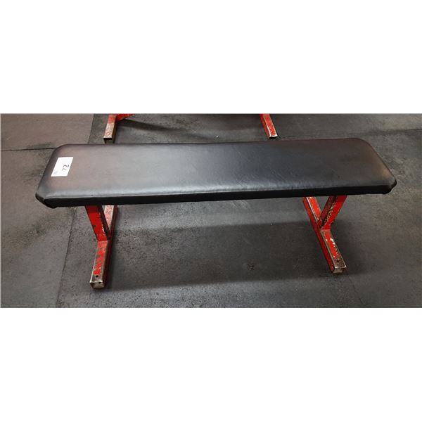 COMMERCIAL FREE WEIGHT BENCH