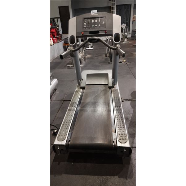 LIFE FITNESS 93TI COMMERCIAL TREADMILL