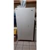 Image 1 : BEAU MARK WHITE SINGLE DOOR STANDING FREEZER