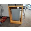 Image 2 : HEAVY DUTY POWER CABLE, TRANSFORMER BOX AND WOOD PEDESTAL DISPLAY