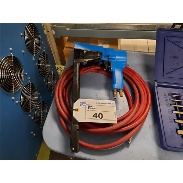 JOSEF KIHLBERG PNEUMATIC STAPLER WITH AIR HOSE