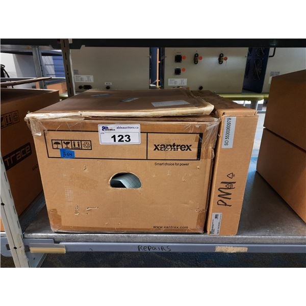 XANTREX RS 2000  SWINE WAVE INVERTER CHARGER