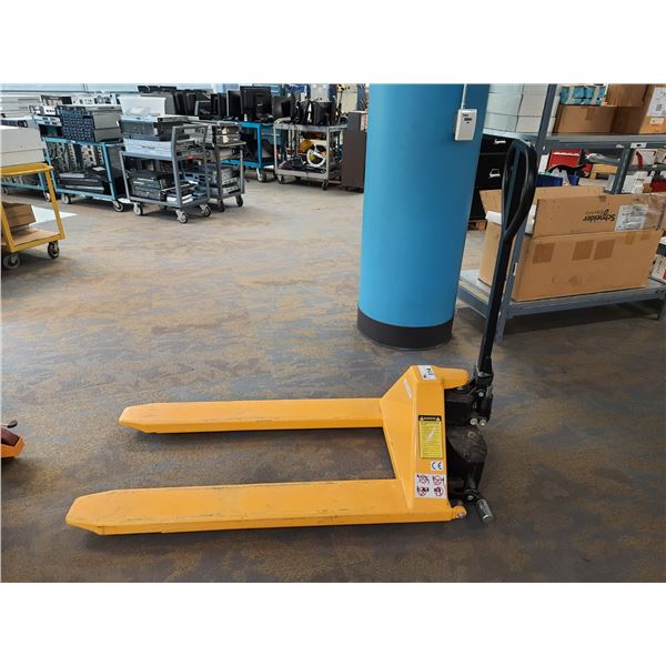 ULINE H-1785 2200LBS CAPACITY INDUSTRIAL SCISSOR LIFT PALLET JACK