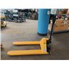 Image 1 : ULINE H-1785 2200LBS CAPACITY INDUSTRIAL SCISSOR LIFT PALLET JACK