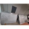 Image 2 : APPROX. 31 PCS ASSORTED  SIZE WHITE BOARD/ CORK BOARD WITH ALUMINUM FRAME