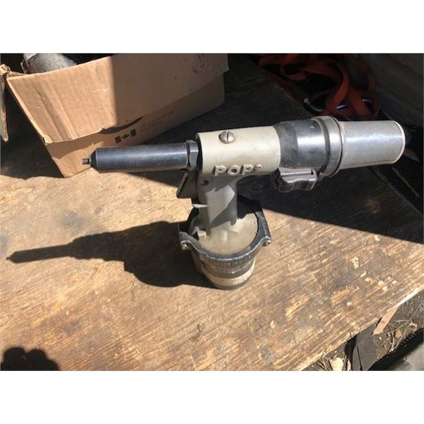 Pop Rivet Gun